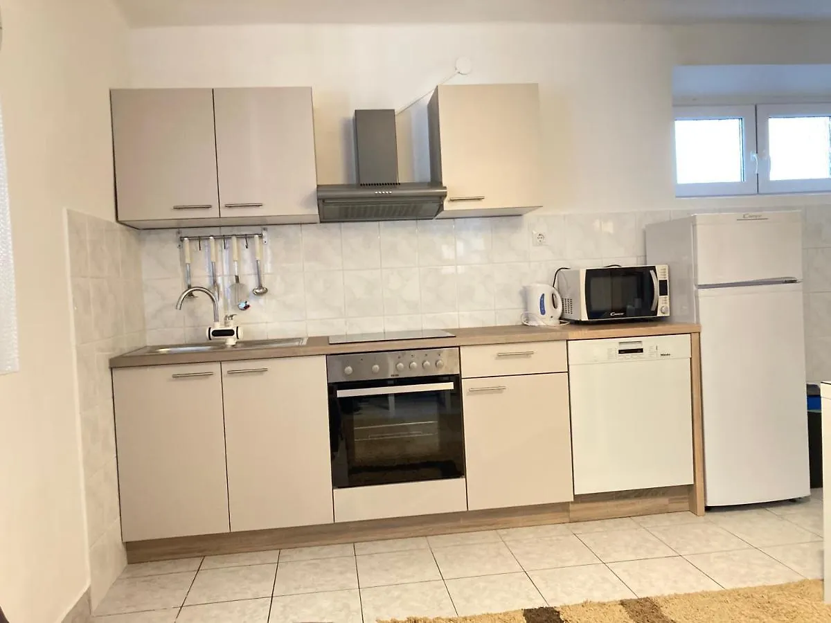 Giardino Apartment スプリト