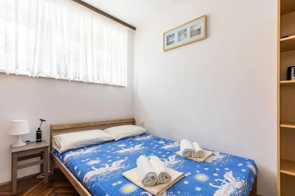 Giardino Apartment Split 0*,